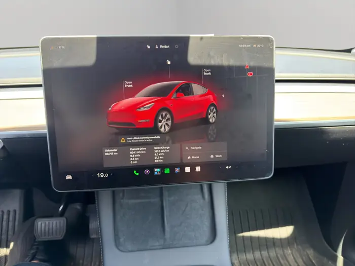 2023 Tesla Model Y Long Range AWD — photo 12