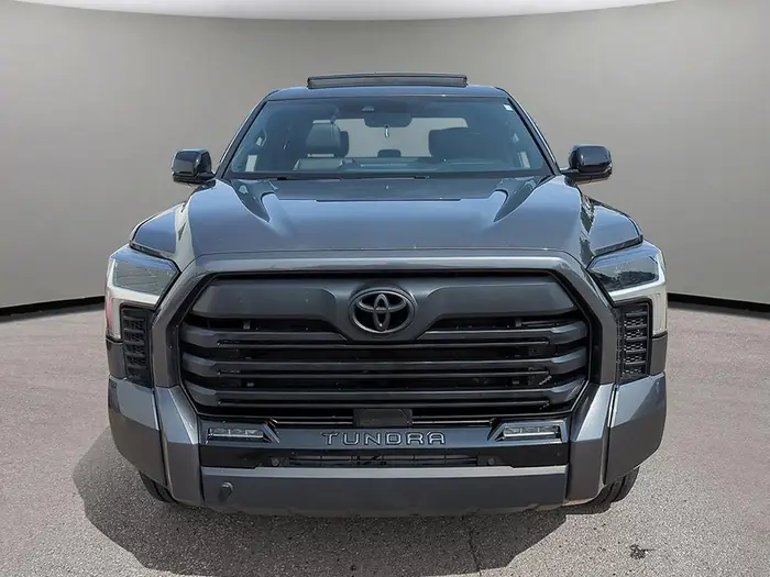 2025 Toyota Tundra 4x4 Crewmax Limited — photo 2