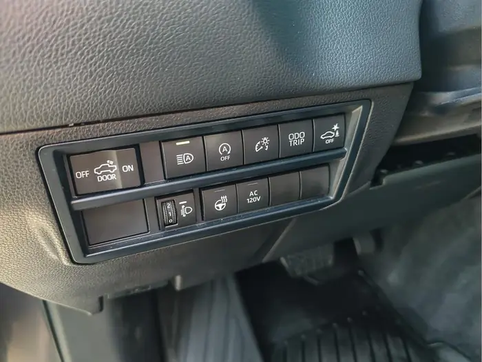 2025 Toyota Tundra 4x4 Crewmax Limited — photo 27