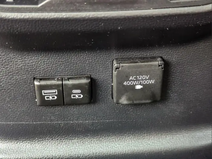 2025 Toyota Tundra 4x4 Crewmax Limited — photo 29