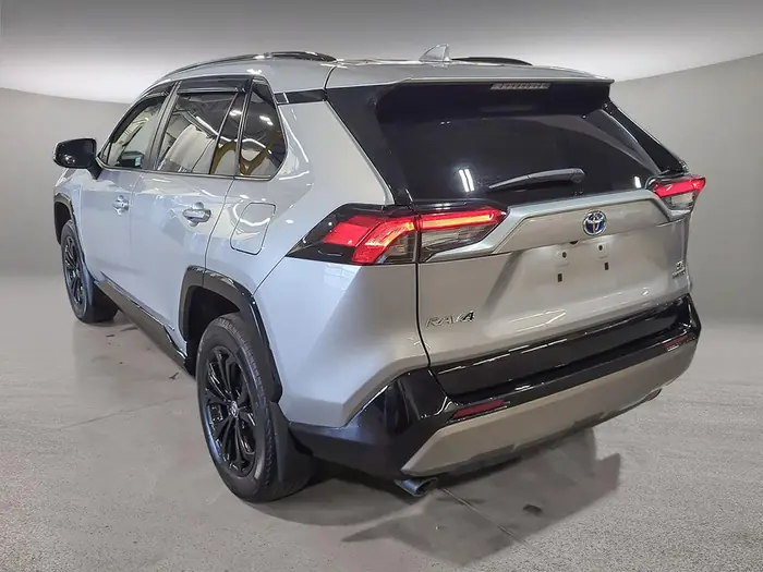2023 Toyota RAV4 Hybrid SE AWD — photo 4