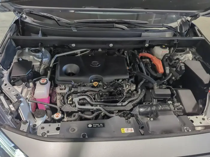 2023 Toyota RAV4 Hybrid SE AWD — photo 10
