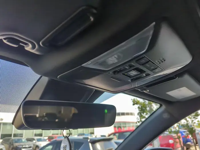 2023 Toyota RAV4 Hybrid SE AWD — photo 21