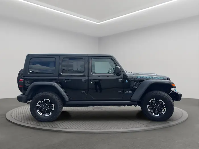 2024 Jeep Wrangler 4xe Rubicon 4 Door 4x4 — photo 3