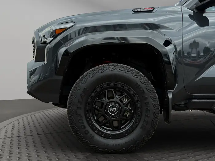2024 Toyota Tacoma 4x4 Double Cab Auto SB Hybrid — photo 20