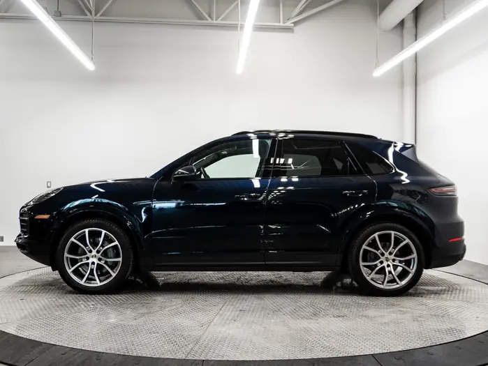 2023 Porsche Cayenne S AWD — photo 2