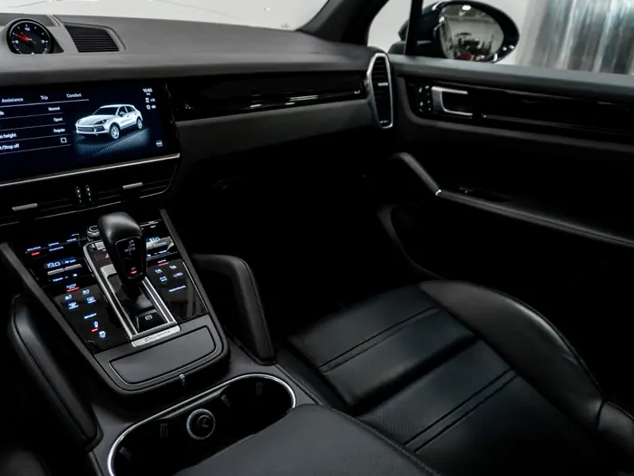 2023 Porsche Cayenne S AWD — photo 17