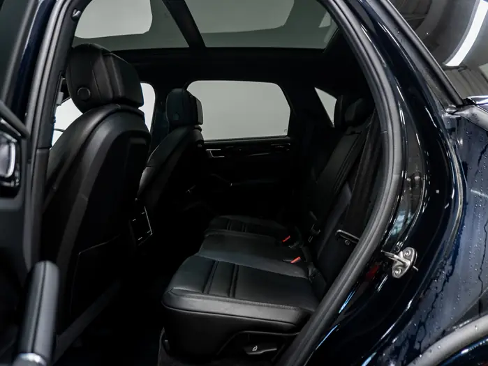 2023 Porsche Cayenne S AWD — photo 22