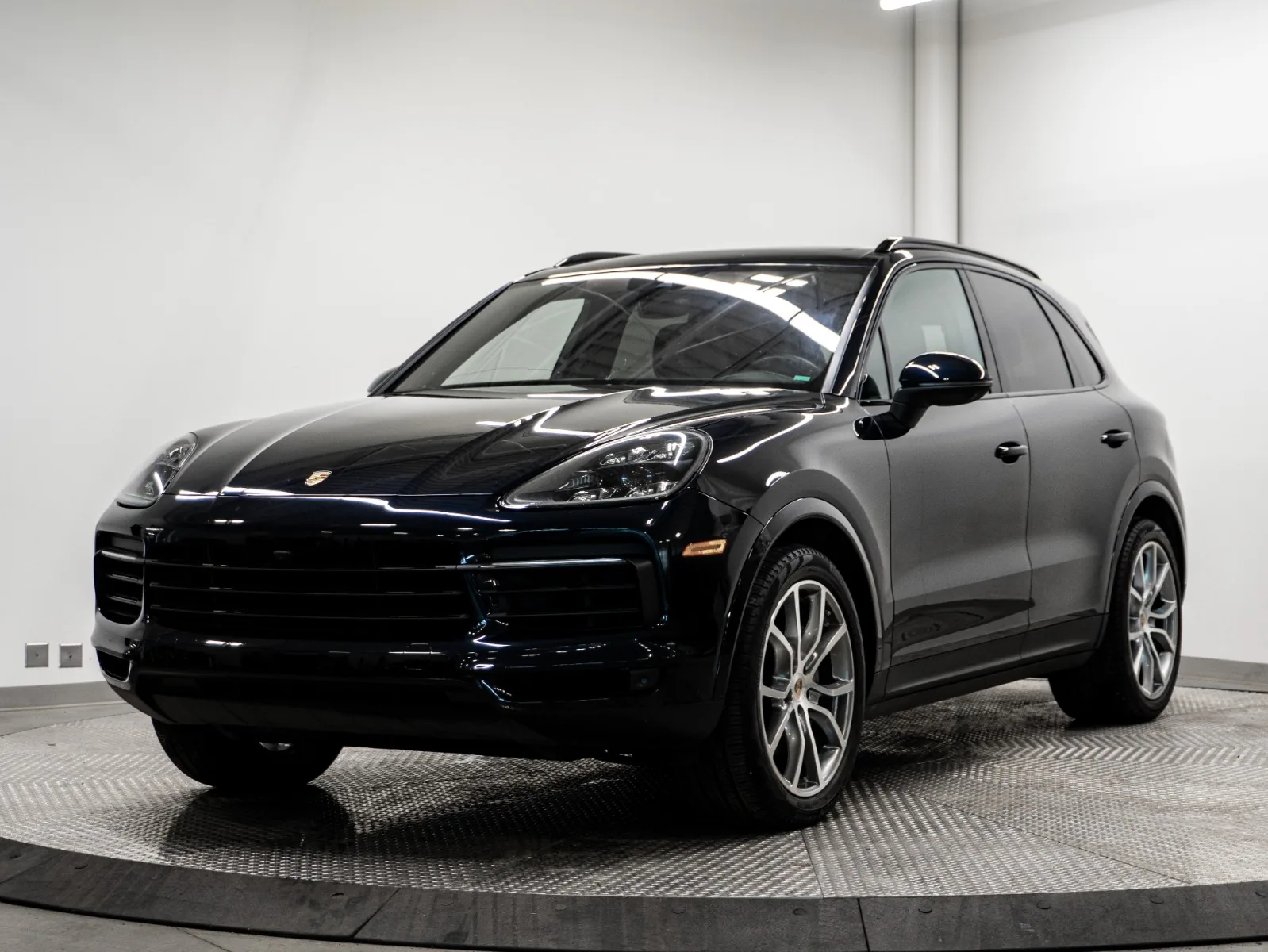 2023 Porsche Cayenne S AWD — photo 1