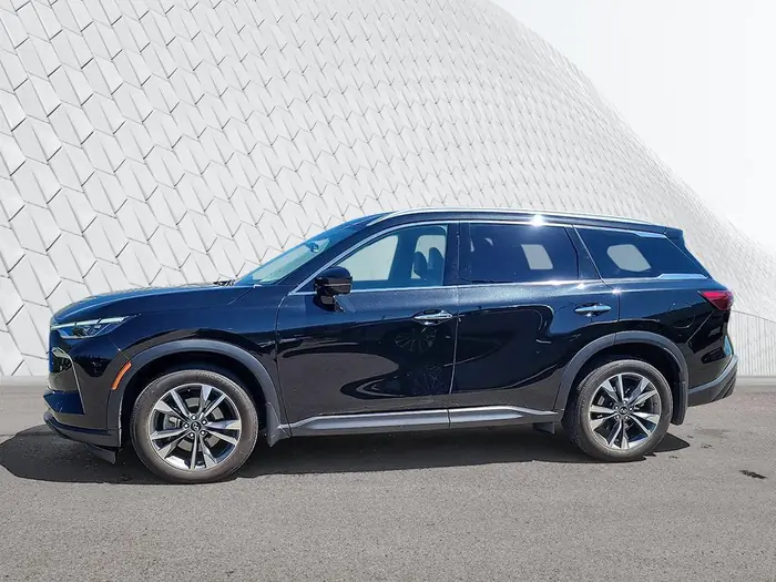 2025 INFINITI QX60 LUXE AWD — photo 3