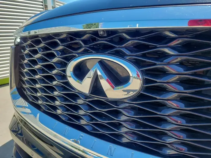 2025 INFINITI QX60 LUXE AWD — photo 9