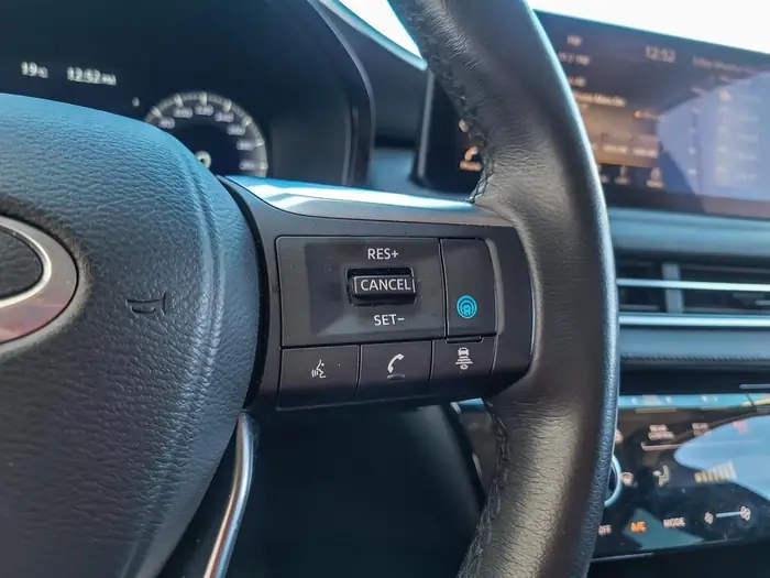 2025 INFINITI QX60 LUXE AWD — photo 15