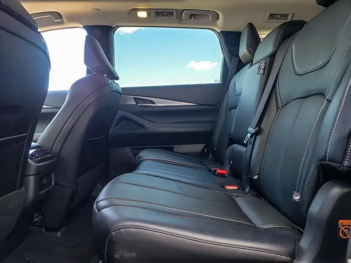 2025 INFINITI QX60 LUXE AWD — photo 22