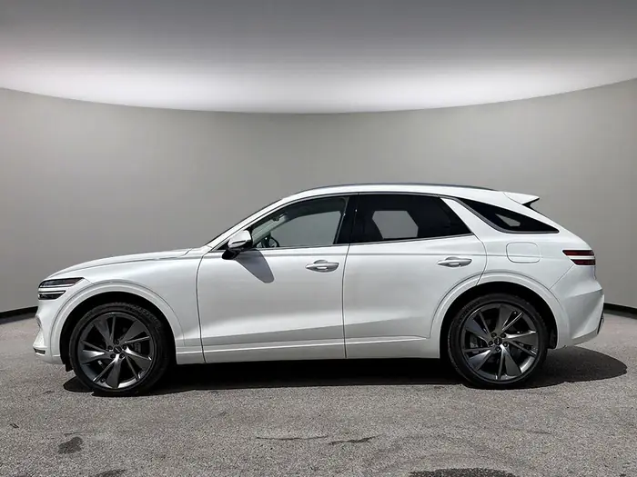 2025 Genesis GV70 2.5T Advanced Plus AWD — photo 4
