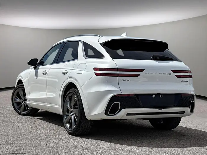 2025 Genesis GV70 2.5T Advanced Plus AWD — photo 6