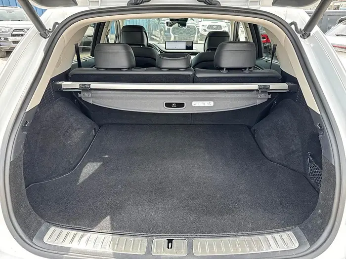 2025 Genesis GV70 2.5T Advanced Plus AWD — photo 13
