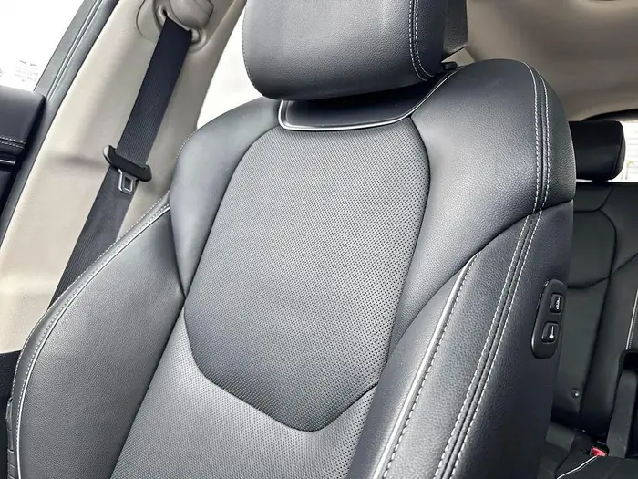 2025 Genesis GV70 2.5T Advanced Plus AWD — photo 22
