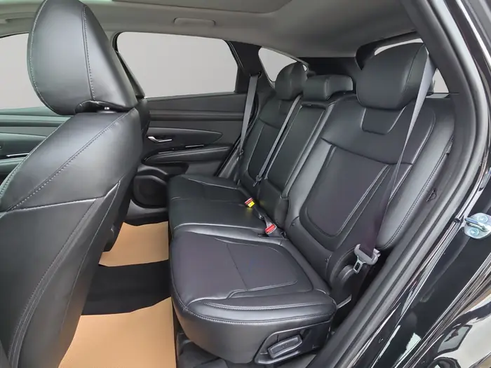 2025 Hyundai Tucson Preferred AWD w/Trend Pkg — photo 12
