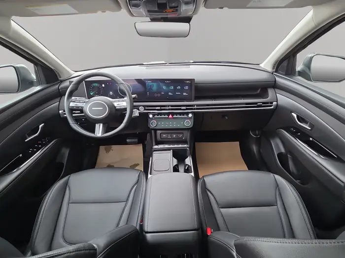 2025 Hyundai Tucson Preferred AWD w/Trend Pkg — photo 13