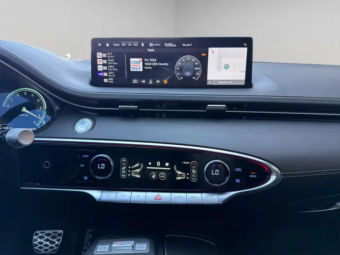 2024 Genesis GV70 3.5T Sport Plus w/LSD — photo 18