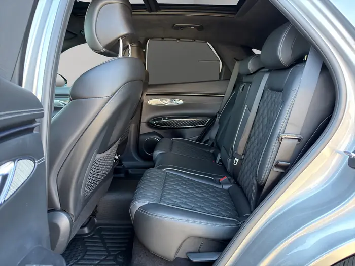 2024 Genesis GV70 3.5T Sport Plus w/LSD — photo 23