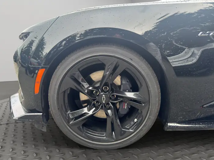 2023 Chevrolet Camaro 2dr Conv LT1 — photo 6
