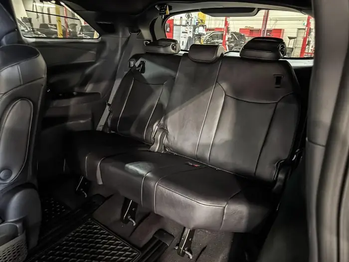 2025 Toyota Sienna Limited 7-Passenger AWD — photo 27