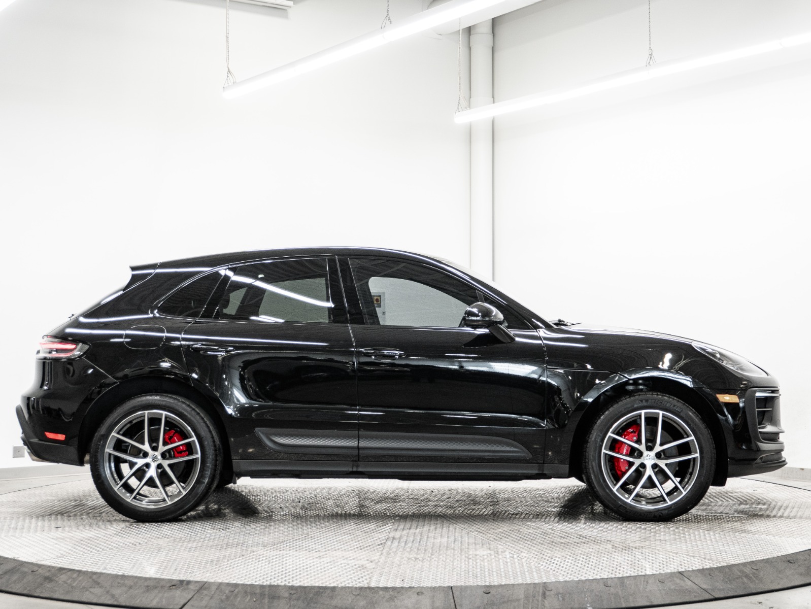 2023 Porsche Macan S AWD — photo 7