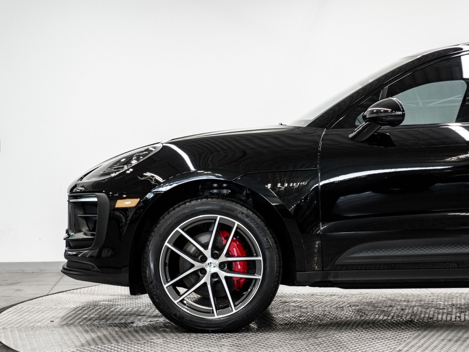2023 Porsche Macan S AWD — photo 9