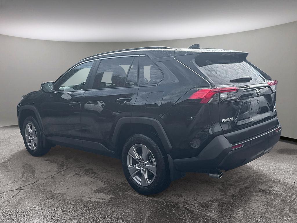 2025 Toyota RAV4 XLE AWD — photo 4
