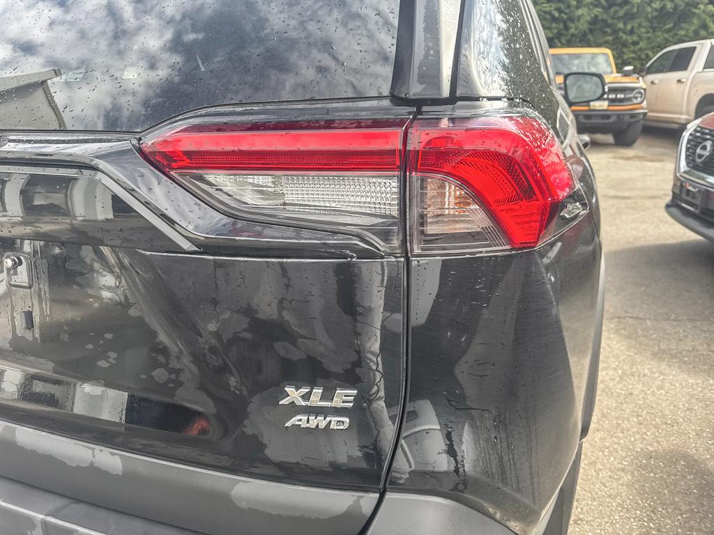 2025 Toyota RAV4 XLE AWD — photo 10
