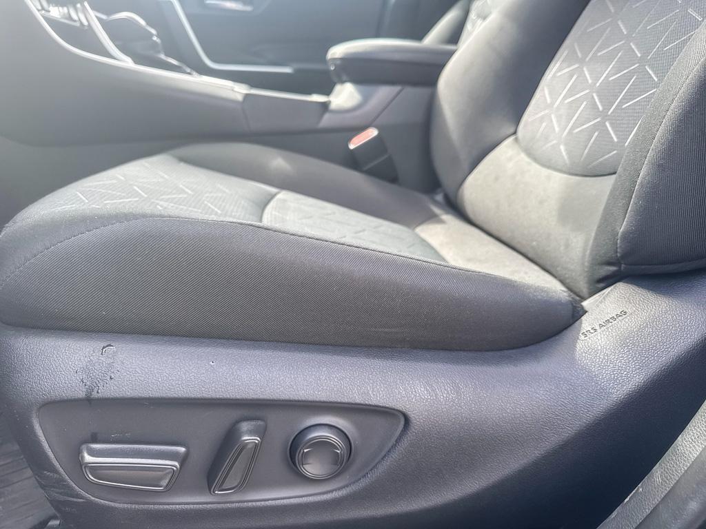 2025 Toyota RAV4 XLE AWD — photo 20