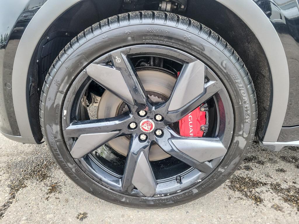 2023 Jaguar F-PACE SVR P550 Auto — photo 6