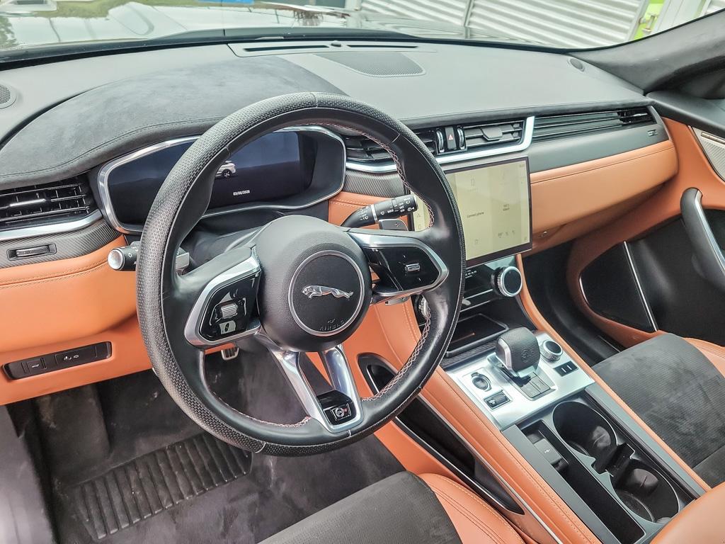 2023 Jaguar F-PACE SVR P550 Auto — photo 12