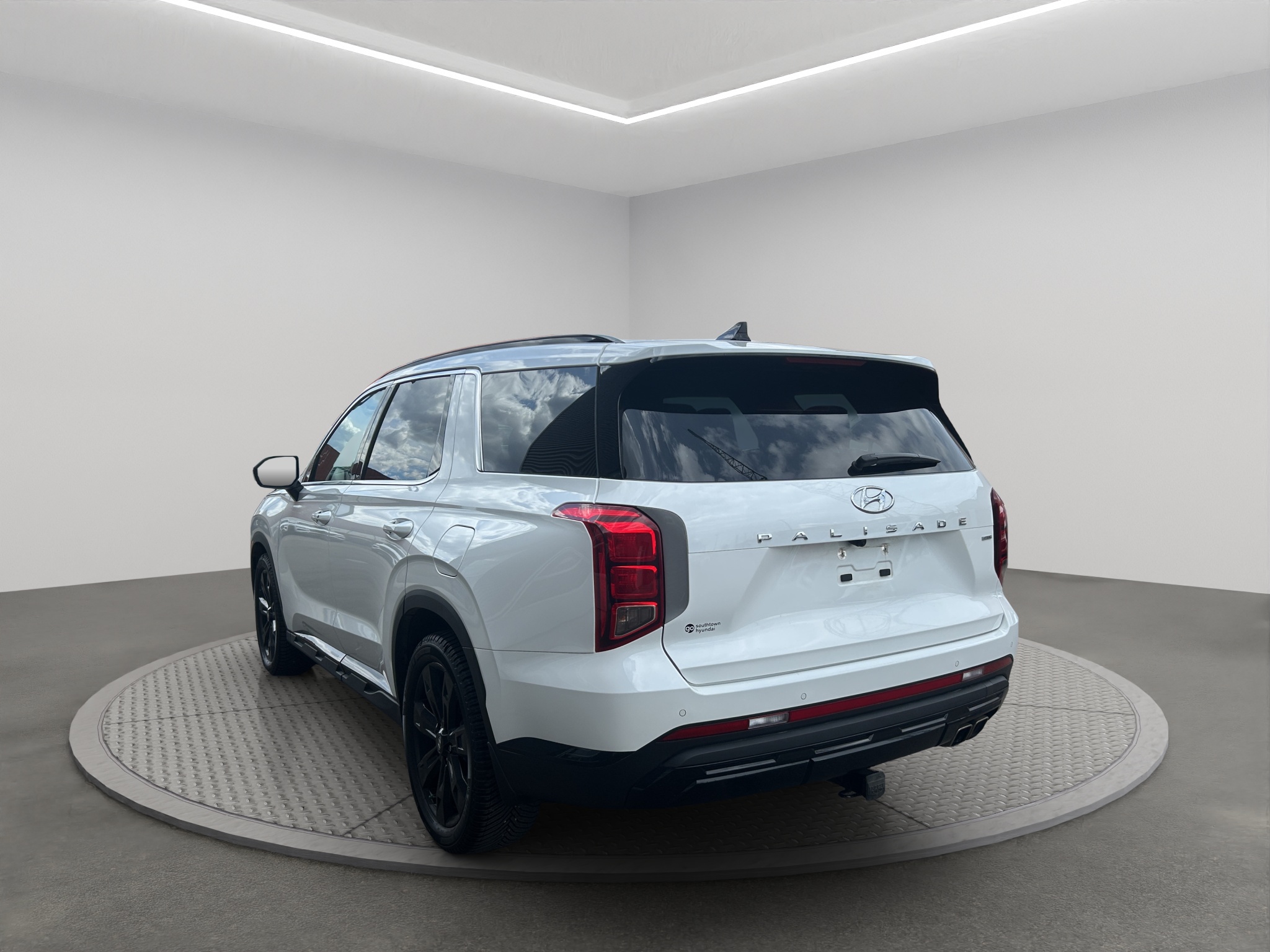 2025 Hyundai Palisade Urban 7-Passenger AWD — photo 3
