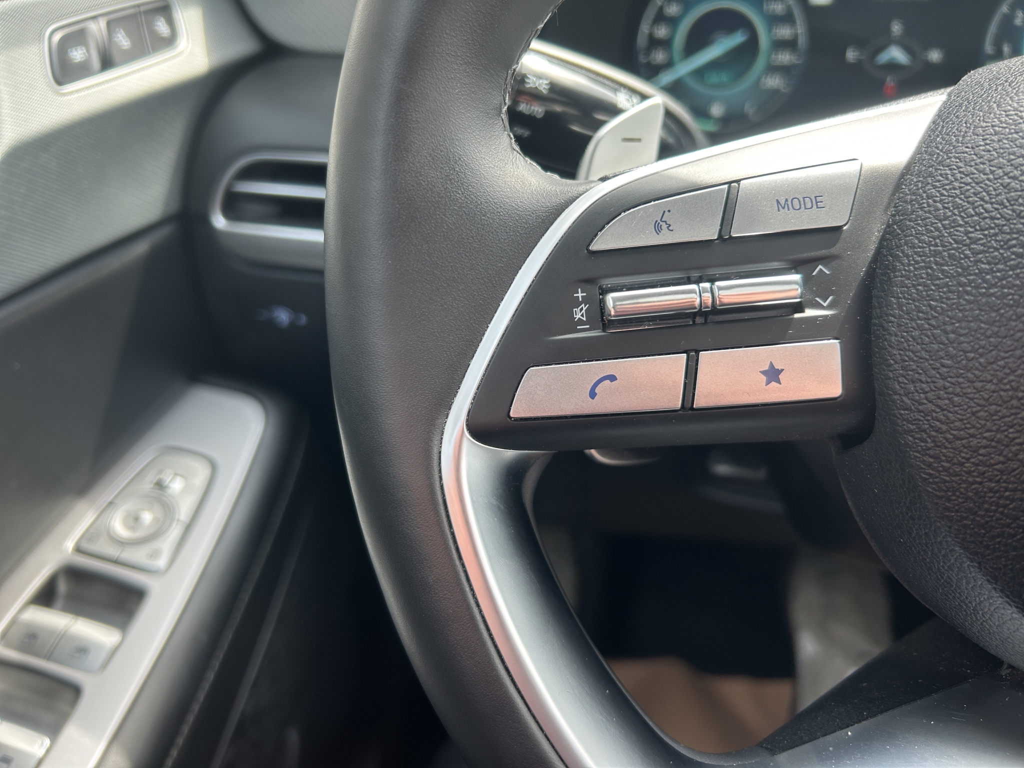 2025 Hyundai Palisade Urban 7-Passenger AWD — photo 25