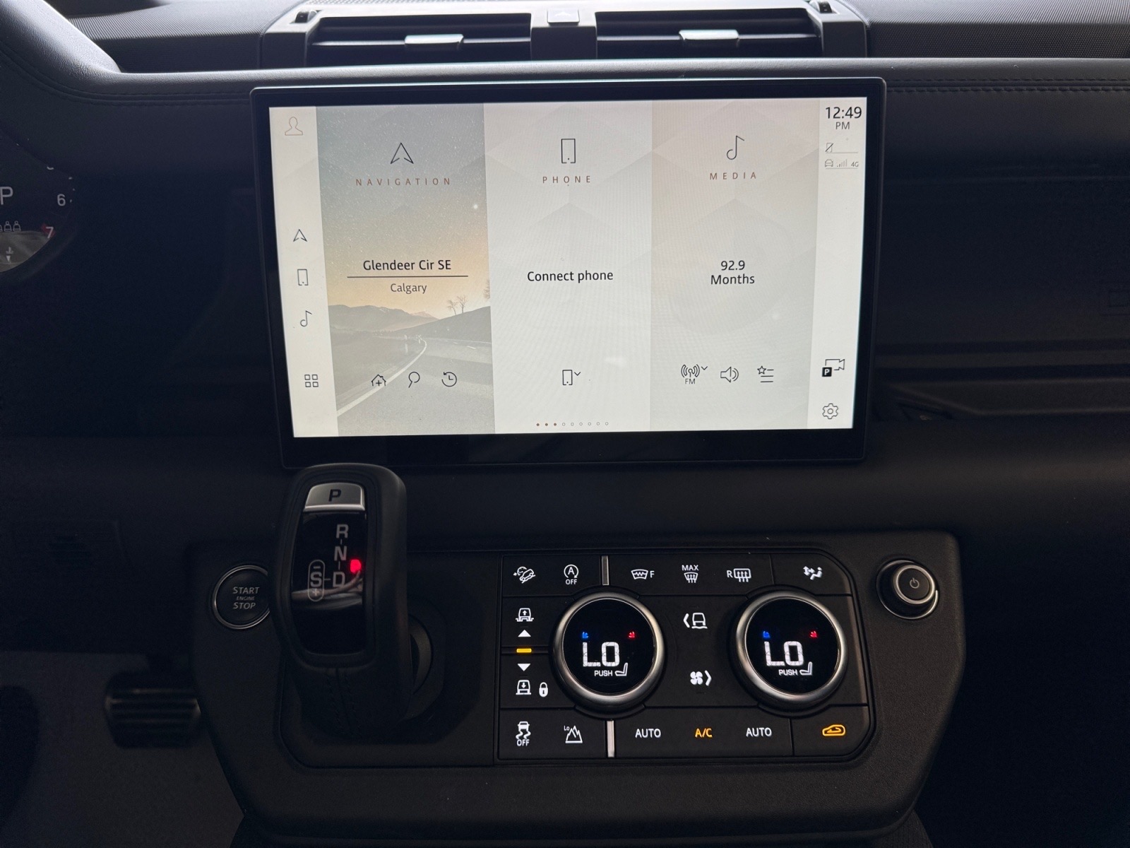 2024 Land Rover Defender 110 P525 V8 — photo 14