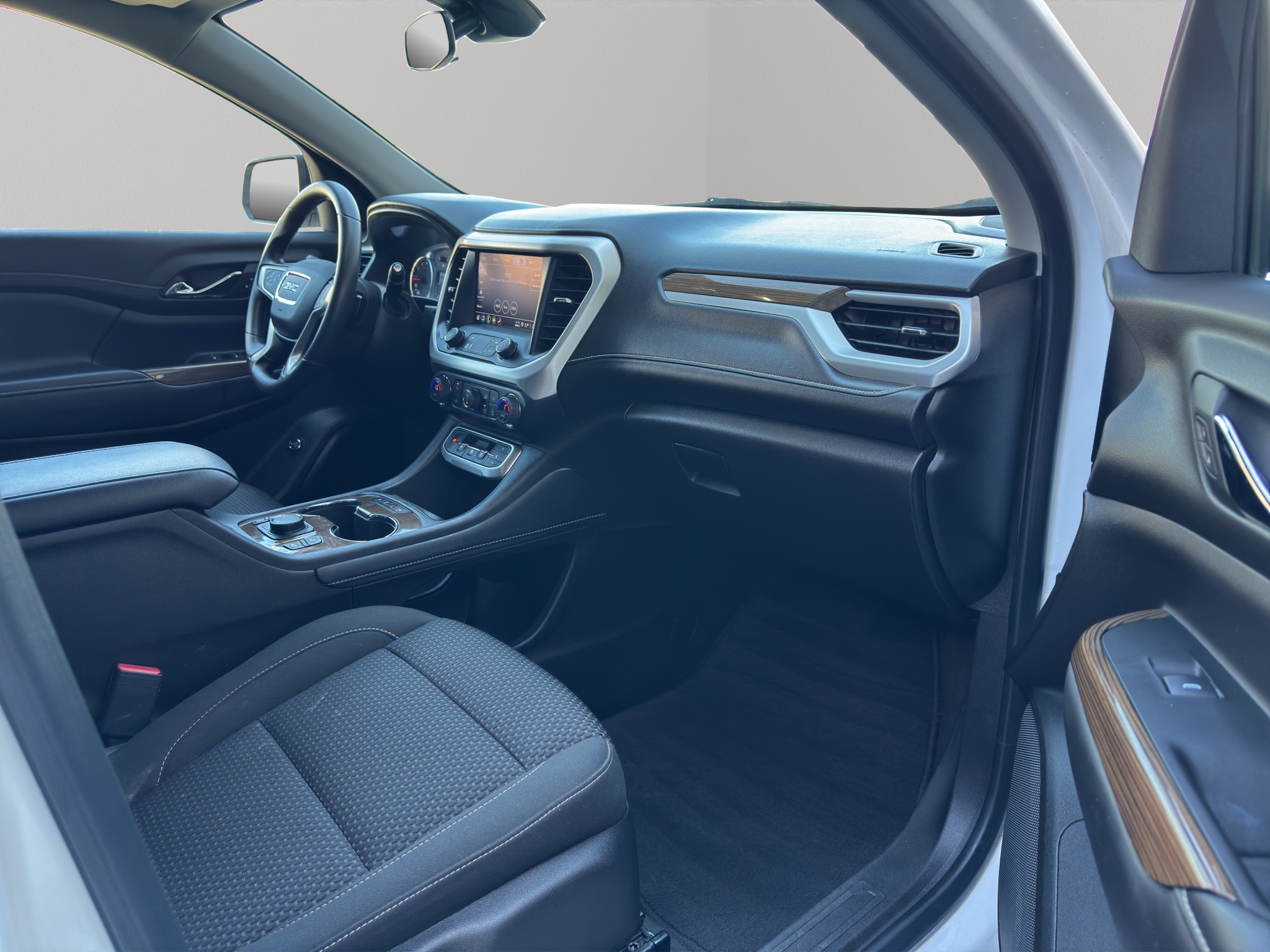 2023 GMC Acadia AWD 4dr SLE — photo 20