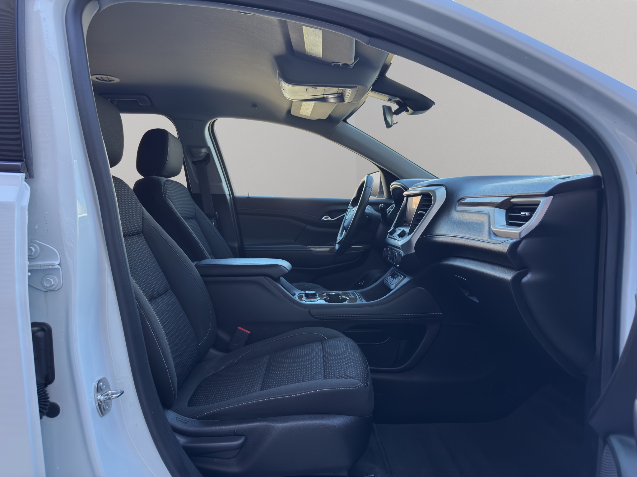 2023 GMC Acadia AWD 4dr SLE — photo 21