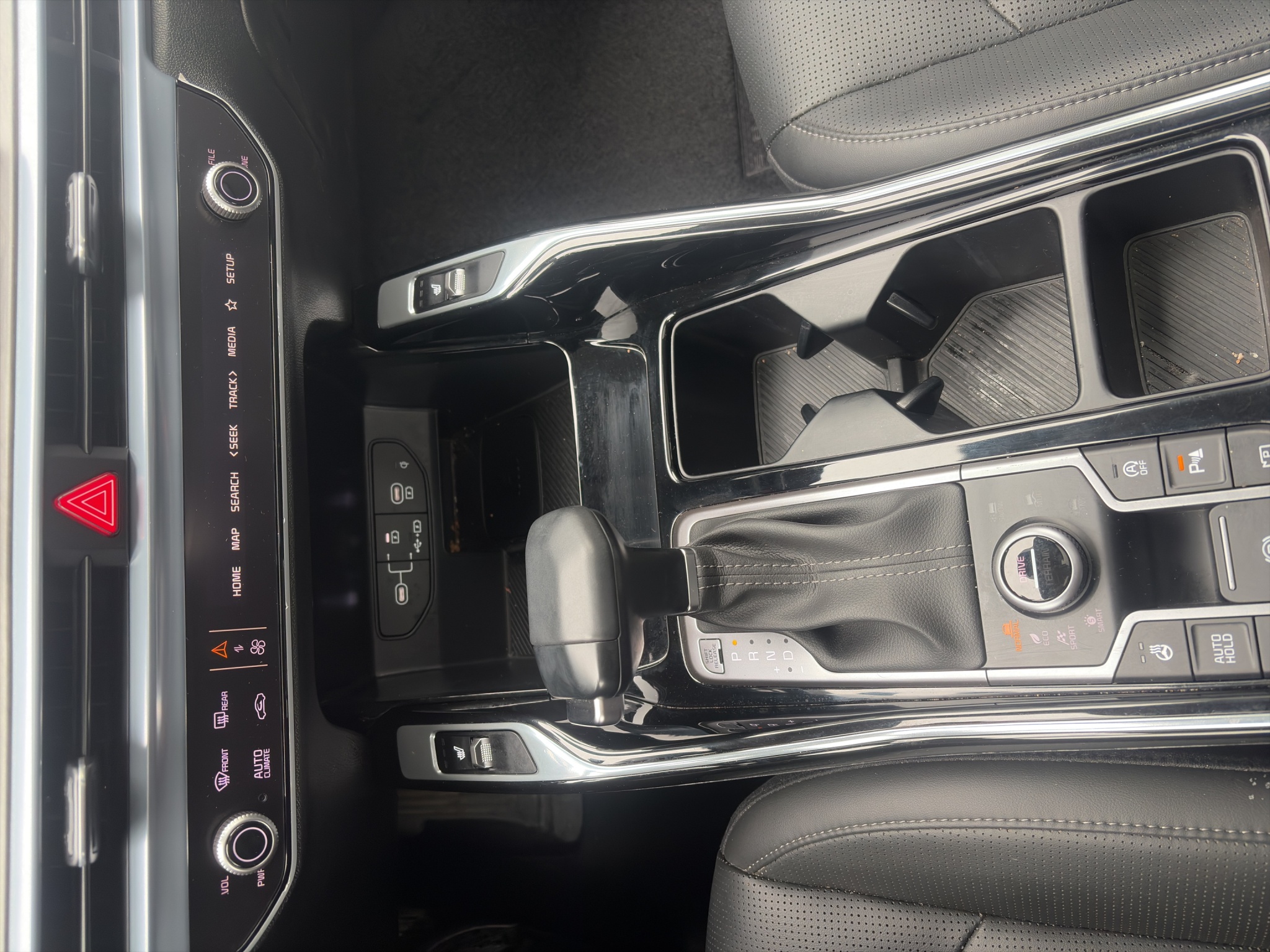 2024 Kia Sorento X-Line AWD — photo 10