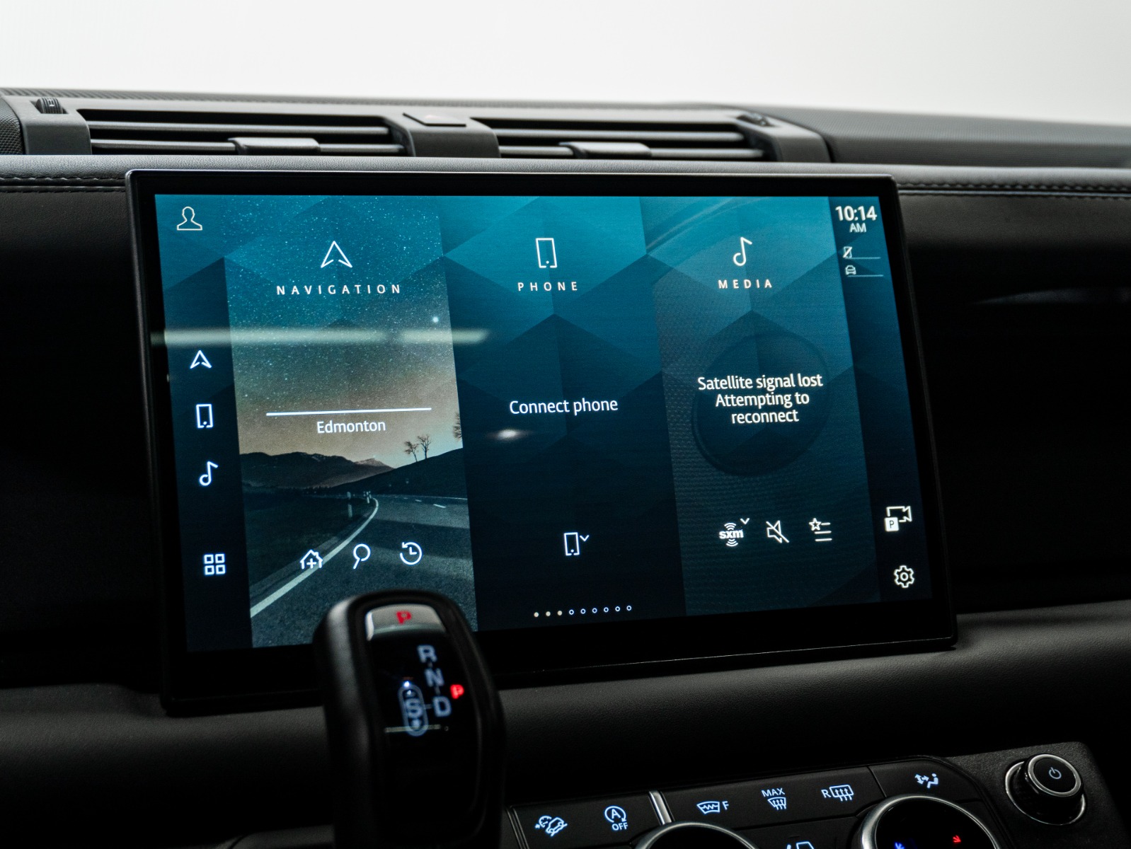 2023 Land Rover Defender 110 V8 AWD — photo 19