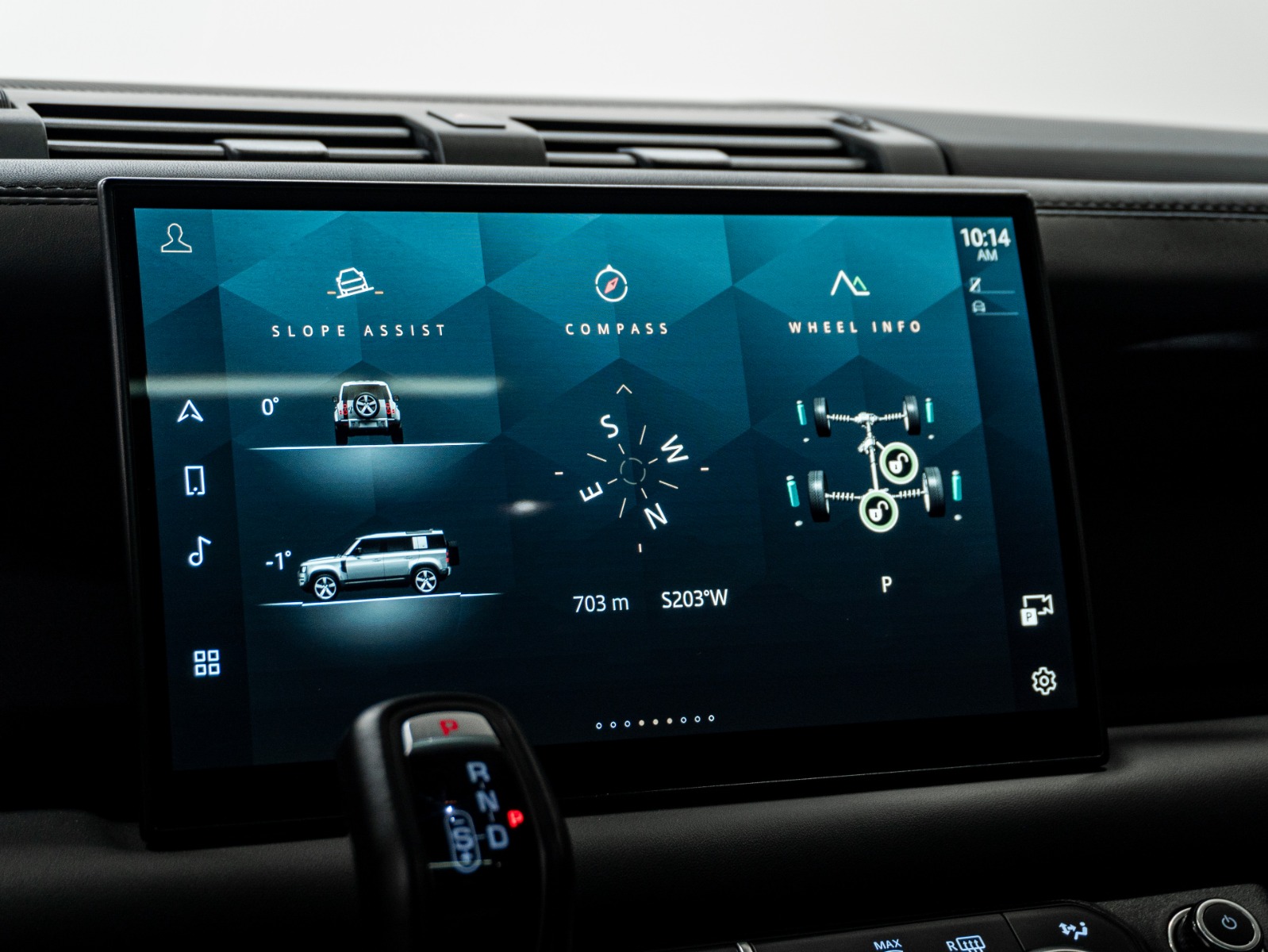 2023 Land Rover Defender 110 V8 AWD — photo 20