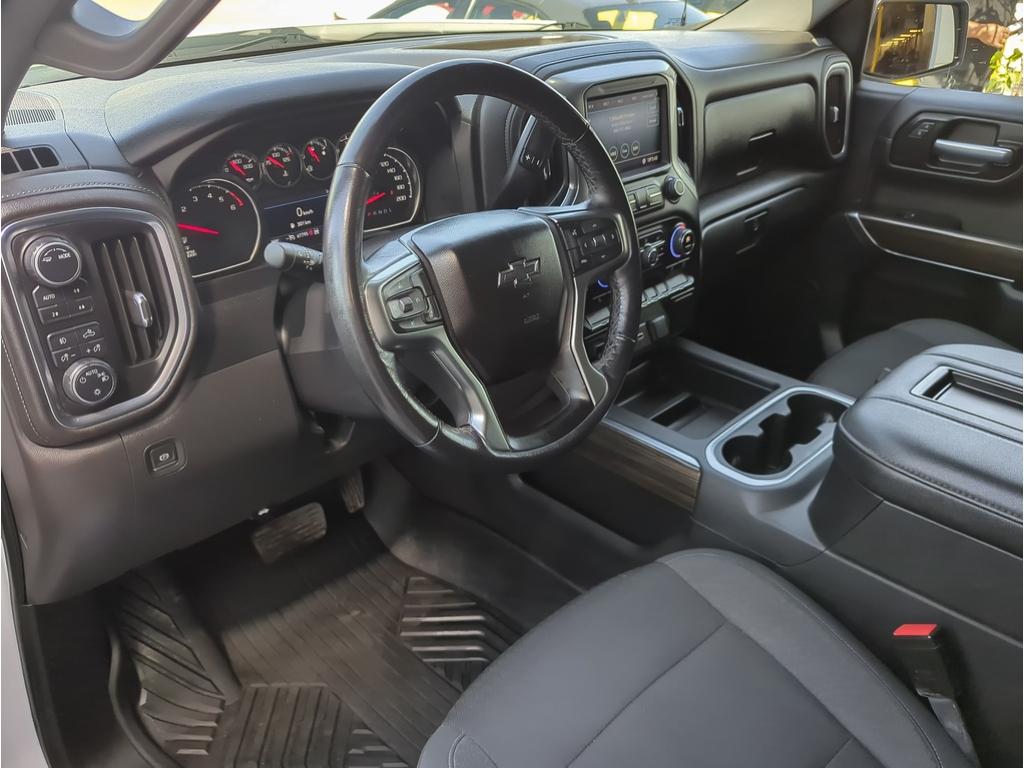 2021 Chevrolet Silverado 1500 4WD Crew Cab 147" RST — photo 13