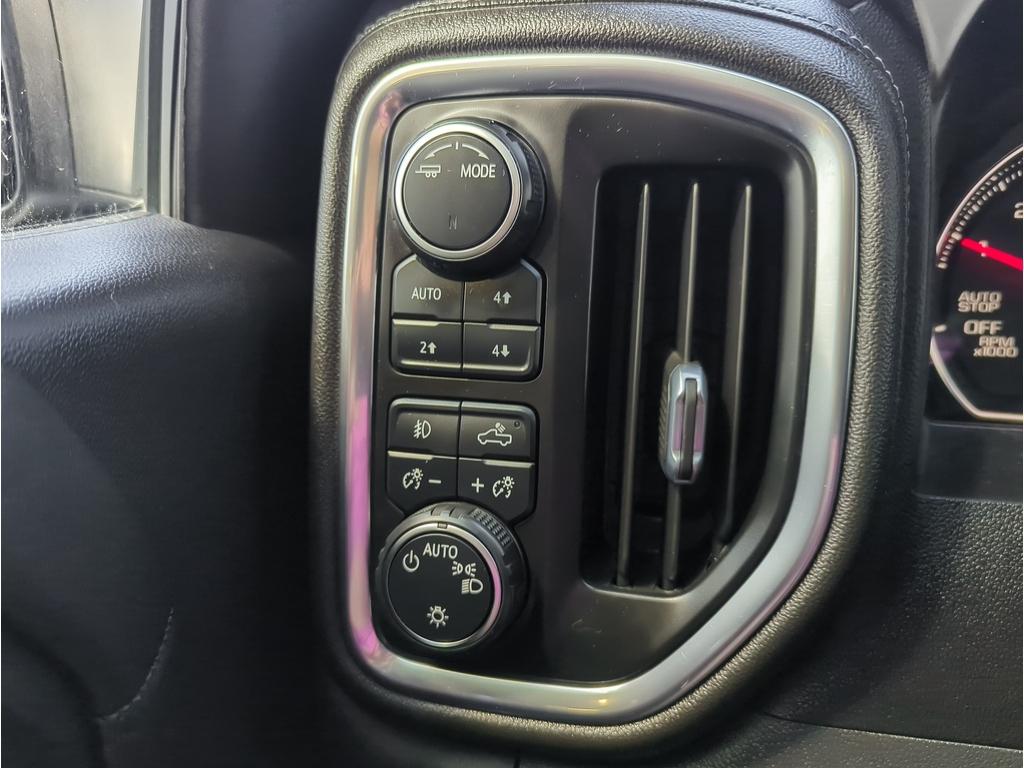 2021 Chevrolet Silverado 1500 4WD Crew Cab 147" RST — photo 27
