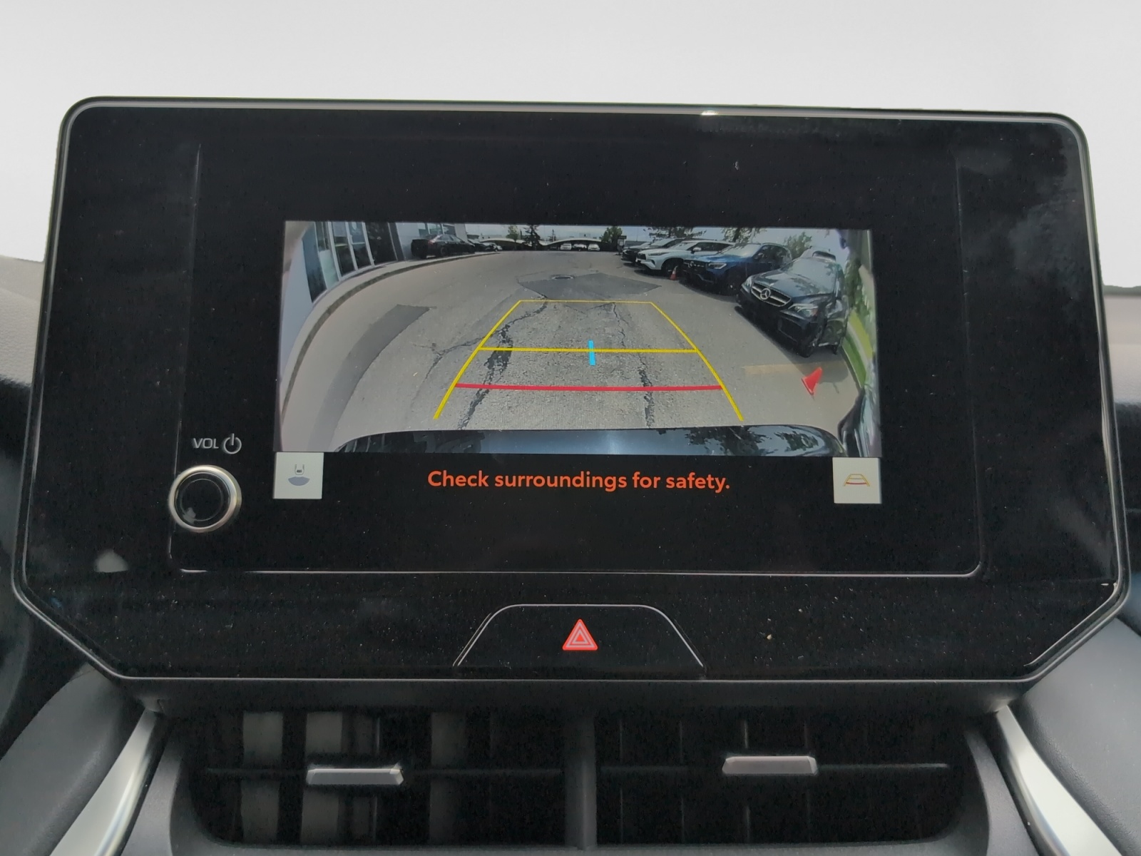 2024 Toyota Venza LE AWD — photo 15