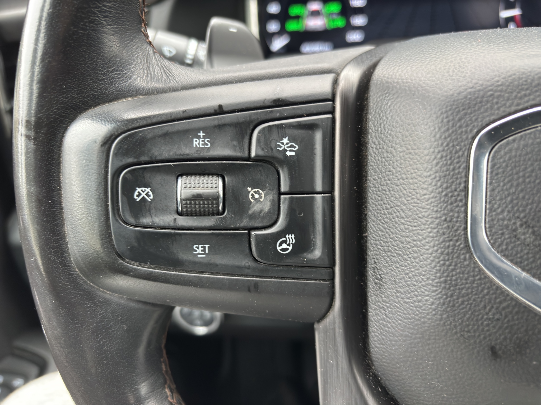 2023 GMC Sierra 1500 4WD Crew Cab 157" AT4 — photo 7