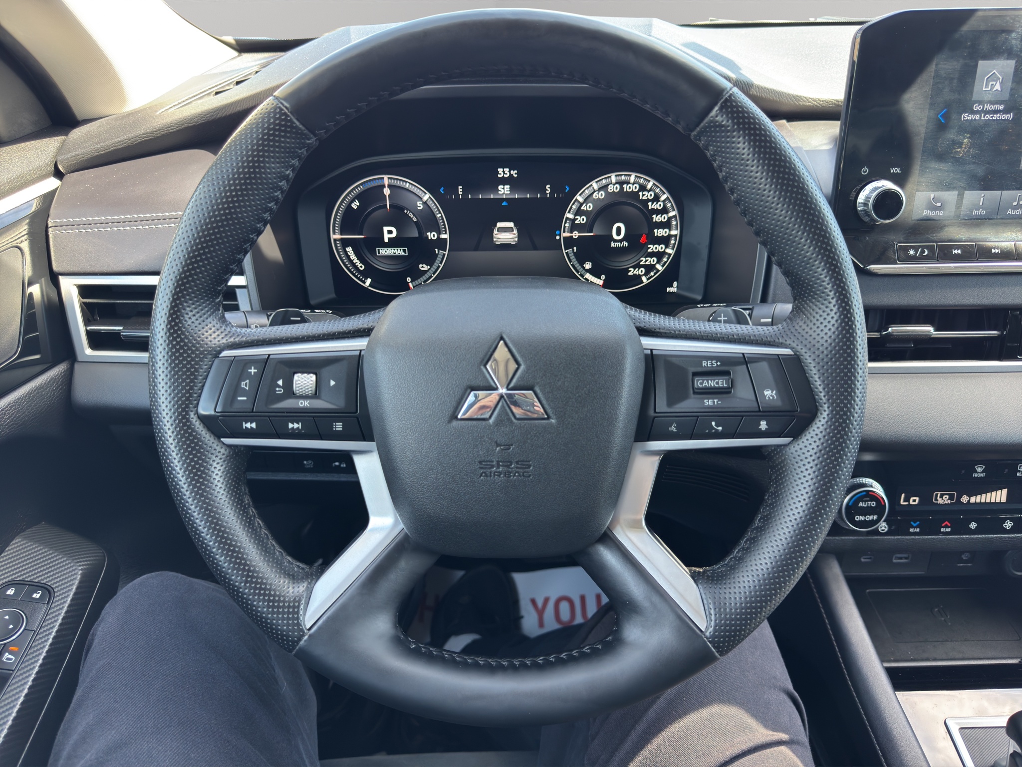 2024 Mitsubishi Outlander Plug-In Hybrid SEL S-AWC — photo 12