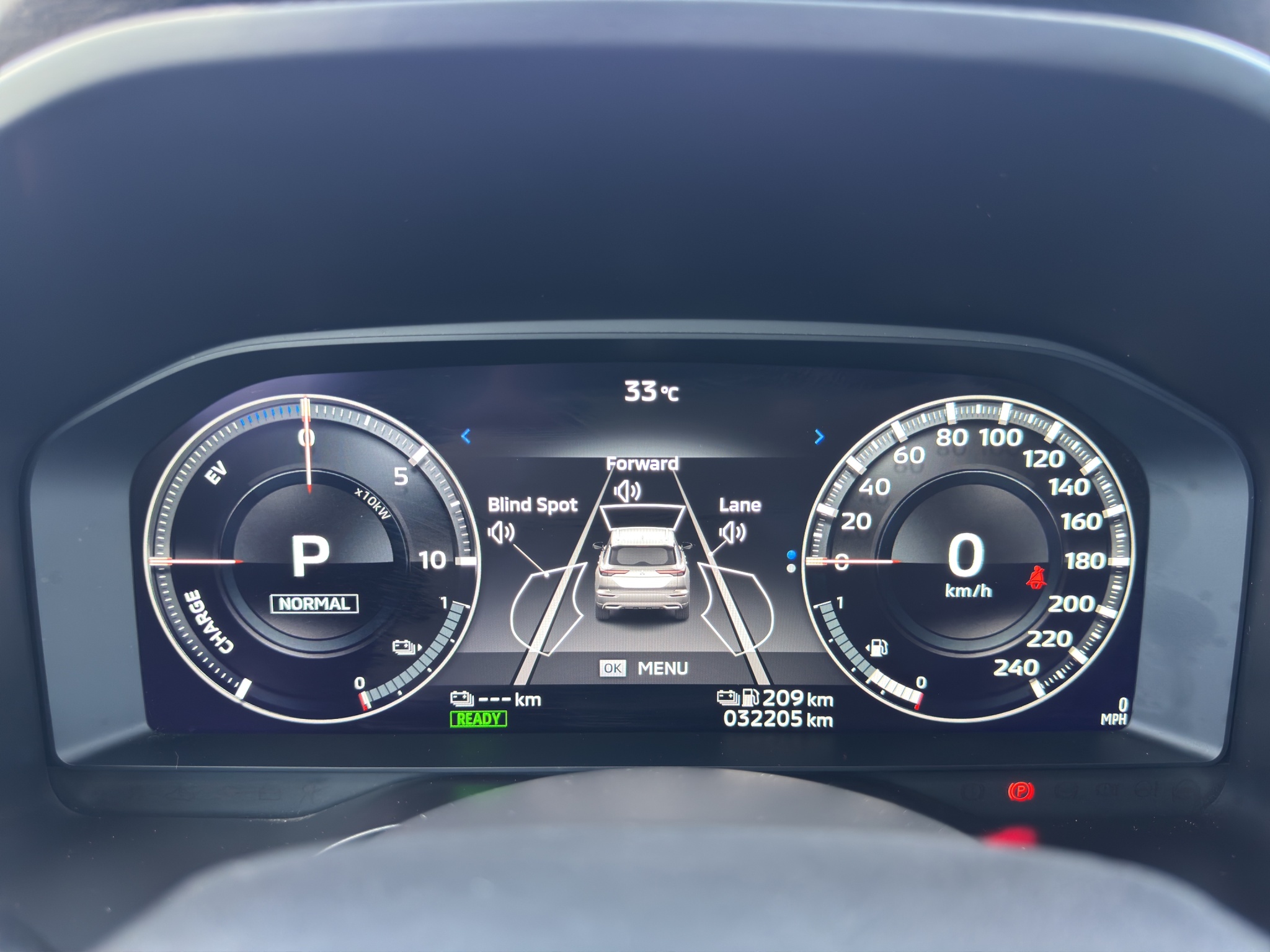 2024 Mitsubishi Outlander Plug-In Hybrid SEL S-AWC — photo 13
