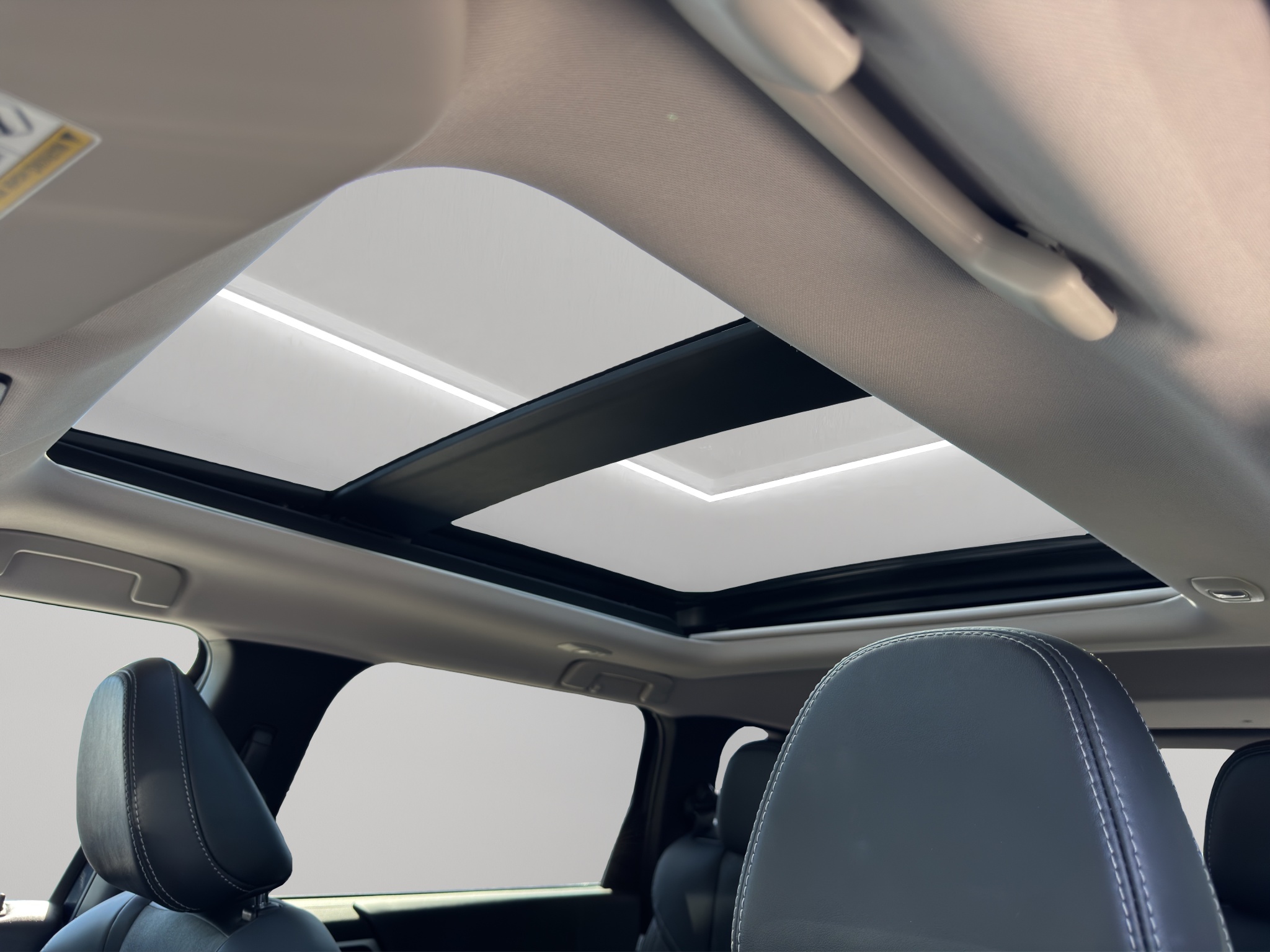 2024 Mitsubishi Outlander Plug-In Hybrid SEL S-AWC — photo 18