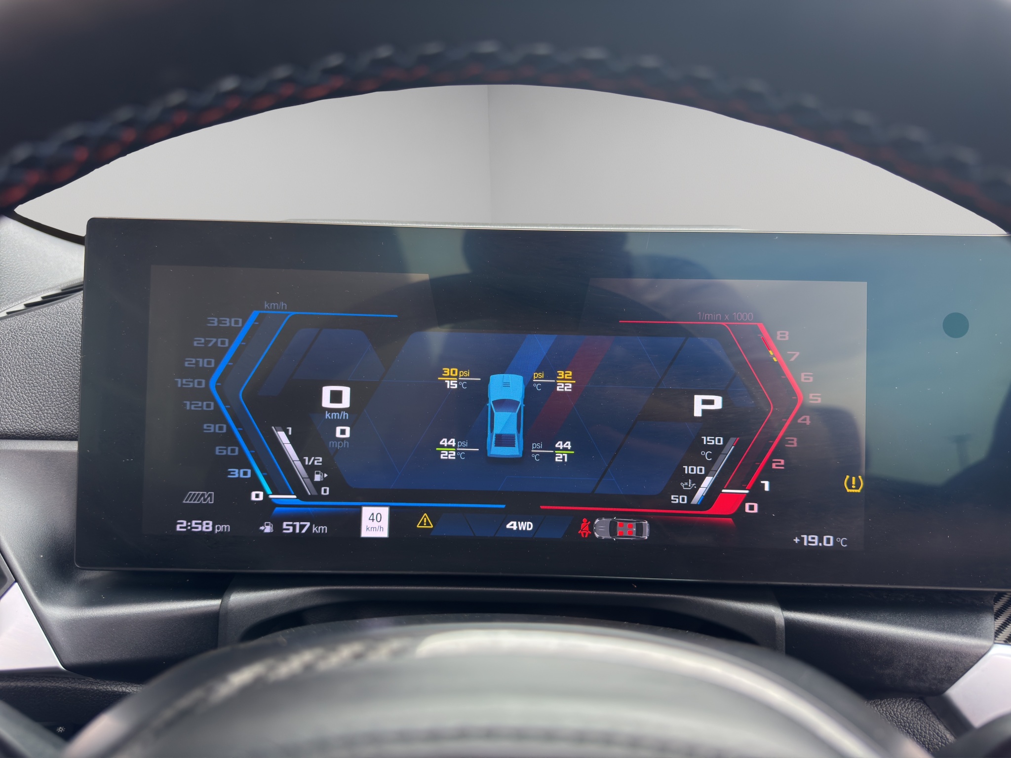 2024 BMW M4 Competition xDrive Convertible — photo 11
